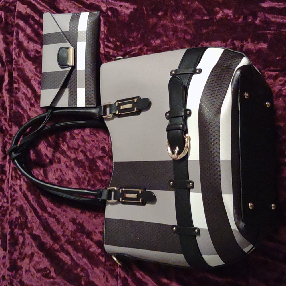 Black Grey and White Purse w/ Attached Wallet